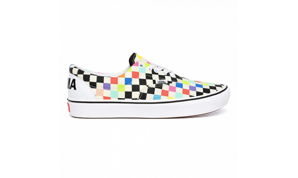moma vans sk8 hi